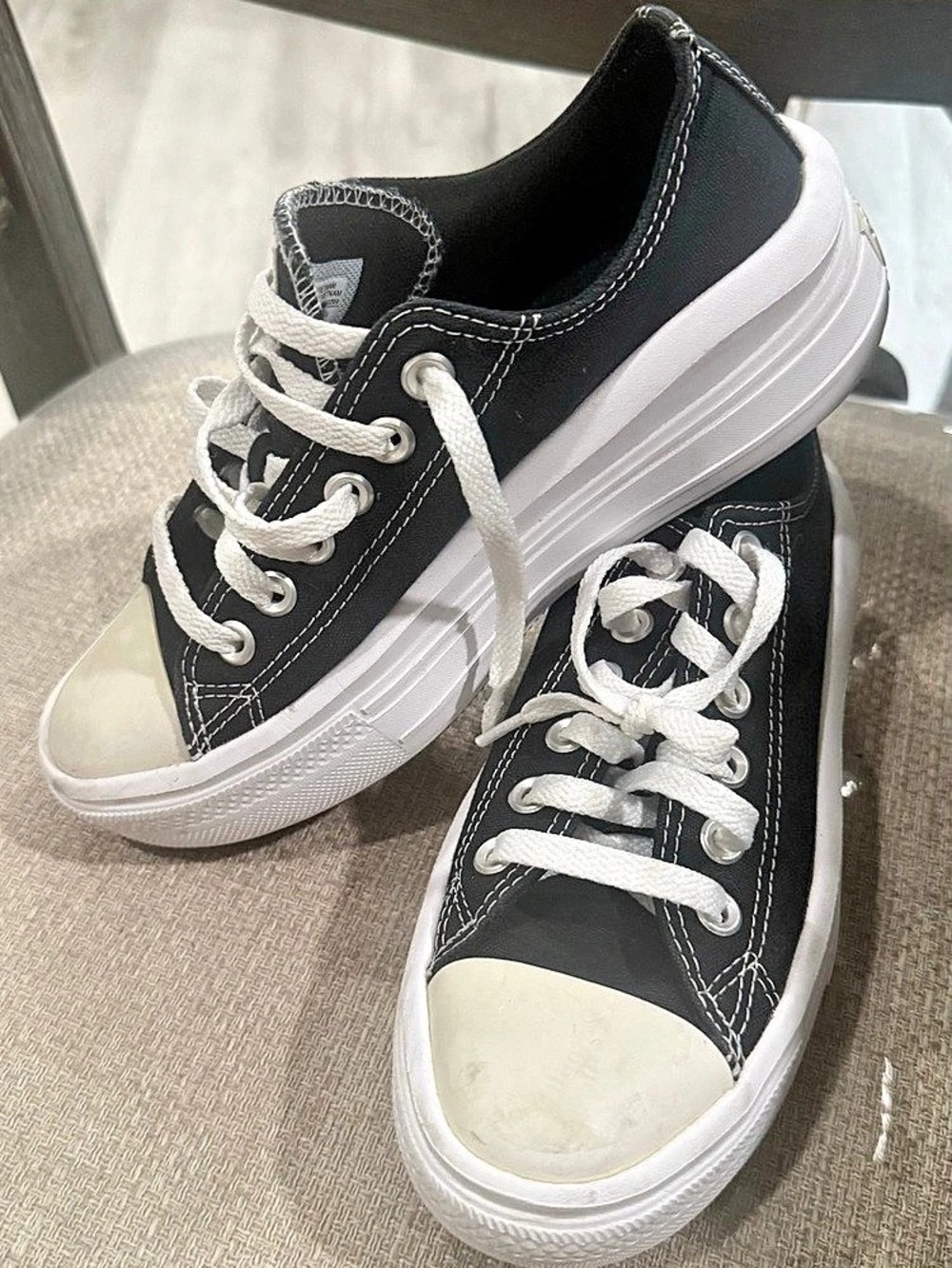 Converse Chuck Taylor All Star Move Low Top Platform Sneakers